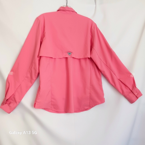 Columbia Women's Pink Vented Long Sleeve Button Down Fishing Shirt Sz L - Picture 8 of 13
